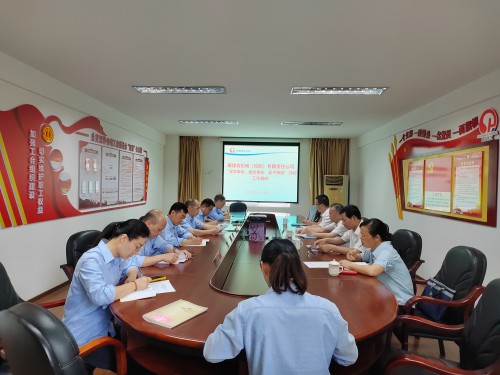 格式工廠永安雙華公司鄧焱珍：省機(jī)電控股公司黨委委員、副總經(jīng)理到永安雙華公司開展“深學(xué)爭(zhēng)優(yōu)、敢為爭(zhēng)先、實(shí)干爭(zhēng)效”行動(dòng)工作調(diào)�?.jpg