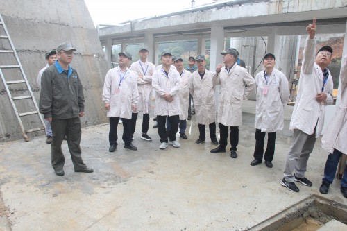 格式工廠采用-福安胡廷淦：圖為專家組一行到現(xiàn)場查看 (2).jpg
